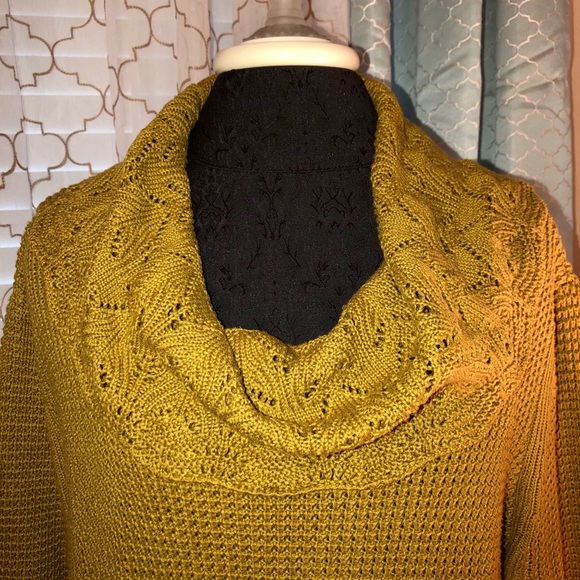 Chico’s sweater - Picture 1 of 5